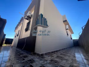 175 m2 4 Bedrooms Townhouse for Sale in Tripoli Qasr Bin Ghashir