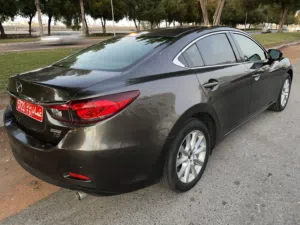 Sedan Mazda in Muscat