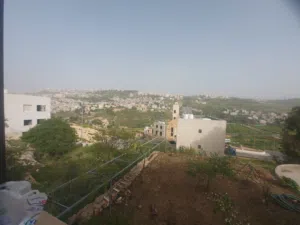 بيت مستقل للبيع في وادي السير.