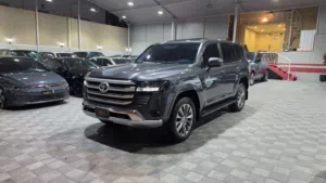 Toyota Land Cruiser GXR V6
