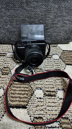 canon eos m10
