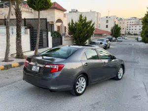 تويوتا كامري هايبرد موديل 2012 فحص كامل 7 جيد  فل كامل مع فتحة أعلى صنف لون فيراني مميز جدا