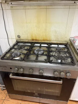 للبيع طباخ خمس عيون