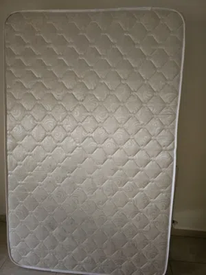 فرشه مفرد ونص ضغط ارتفاع 25 سم مع لباد مع مخدات صحيه