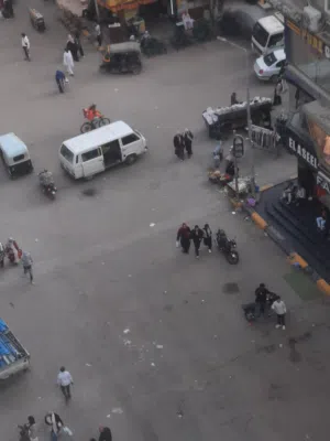 شقة للتمليك مرخصه بين فيصل والهرم شارع العريش الرئيسى