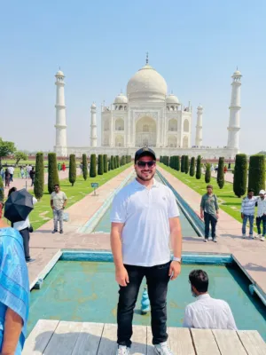 نديم محمود عطاونة