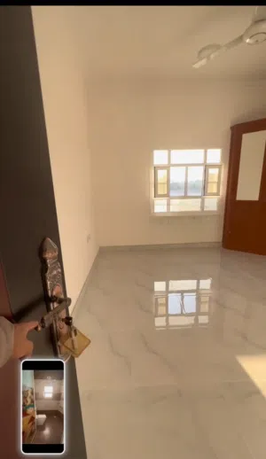 فيلا جميلة وموقع أجمل بالقرب من اللولو جميع الخدمات واماكن للتنزه والترفيه ..مكان حيوي