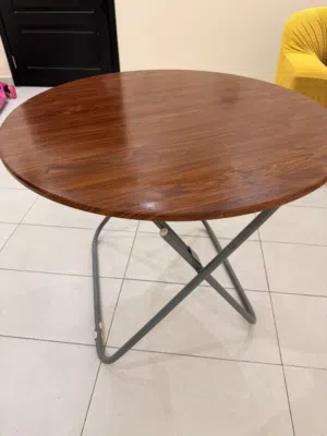Medium-Sized Foldable Round Table – Good Condition