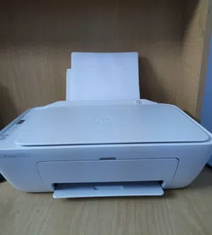 طابعة hp بحالة ممتازة للبيع ومتوفر توصيل السعر مع التوصيل 140 شيكل فقط 2710 نوعها