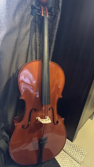 Cello 3/4, W/ Soft Case/ تشيلو للبيع