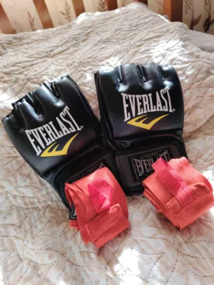 عرض ليوم واحد 1 السعر حرققق قفازات everlast لل mma استعمال اسبوع وكالة