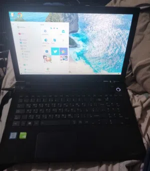TOSHIBA SATELLITE SKULLCANDY  CORE i5-6200U.  NIVIDIA GEFORCE 930M.