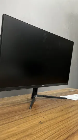 27" Other monitors for sale in Muscat