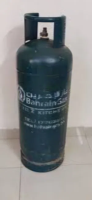 أسطوانة غاز للبيع حجم وسط