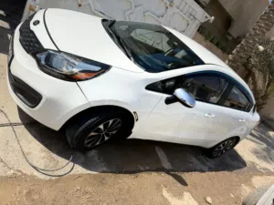 كيا ريو بيها قطعتين  رقمي