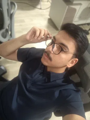 علي الزهيري 