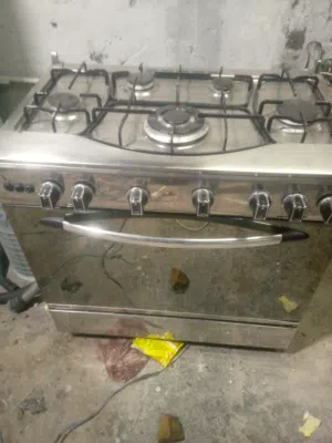 غاز ايطالي بحاله جيده جدا