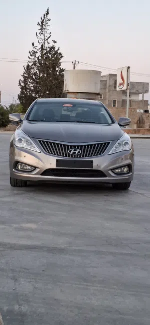 ازيرا 2013 محرك 30  اصلية
