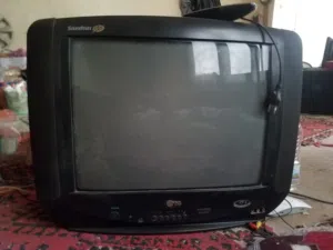 تلفزيونات قديم LG - samsung - panasonic