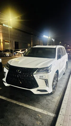 Lx570 2016 full service history -2 more free service available from lexus
