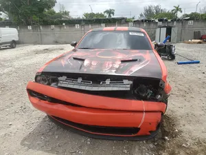 DODGE CHALLENGER,2019,ORANGE,3.6L,SMALL ACCIDENT,CHEAP PRICE,CUSTOM PAPER, 2C3CDZAGXKH560595