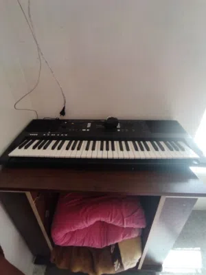 ورج Yamaha PSR-A350جديد نضيف الموقع دهوك الباقي فل وصف.