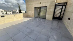شقة مميزة - طابق دوبلكس - للبيع في حي الصحابة