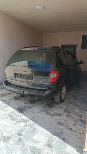 Used Chrysler Voyager in Tripoli