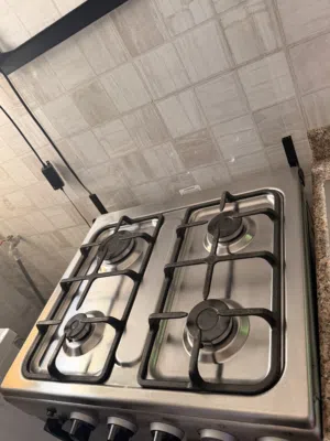غاز طبخ سوبر جنرال 4 عيون مع فرن – بحالة ممتازة Super General 4 Burner Gas Cooker with Oven