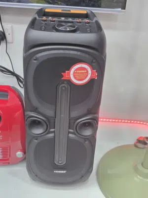 ستار كولد سيبكر