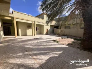 300 m2 3 Bedrooms Townhouse for Rent in Misrata Karzaz