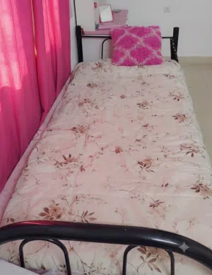 اثاث للبيع