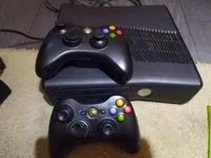 جهاز اكس بوكس 360 نسخة سليم للبيع
