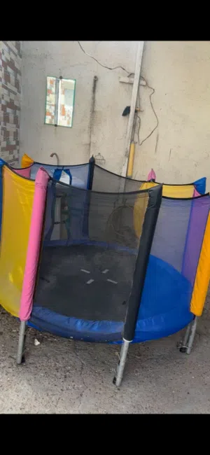 ترامبولين اطفال