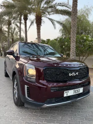 SUV Kia in Dubai