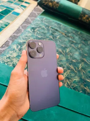 ايفون 14 برو ماكس نضيف