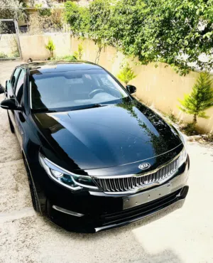 Used Kia K5 in Jenin