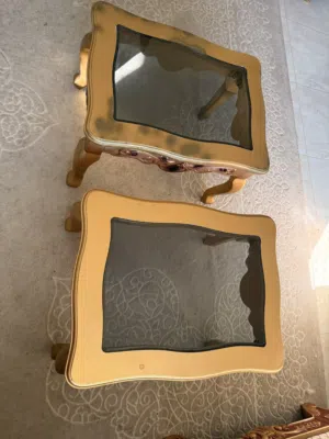 طاولات مستعملات