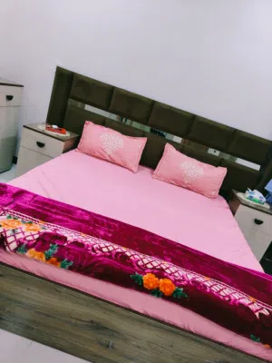 غرفه نوم للبيع بيها مجال