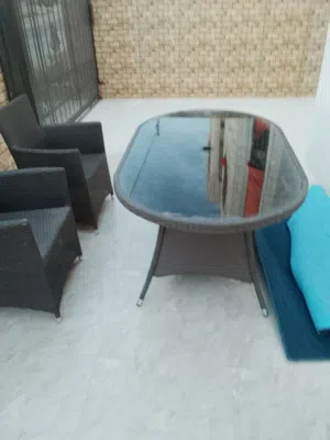 طاولات خارجية للمنزل