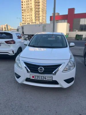 سيارة نيسان سني للبيع بحاله ممتازه