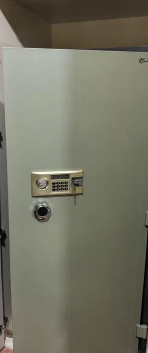 خزنة حديد ضد الحريق 400 كيلو