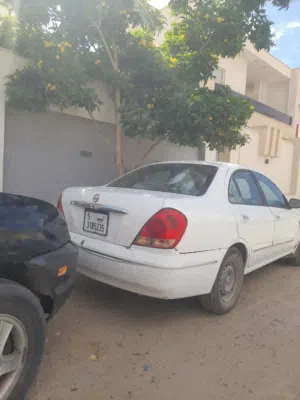 Used Nissan Sunny in Tripoli
