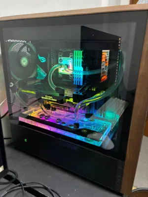 AMD WATERCOOLED GAMING PC