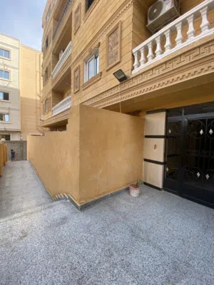 شقه ارضي بجاردن للبيع في كمبوند الكناريا مع تسهيلات في الدفع