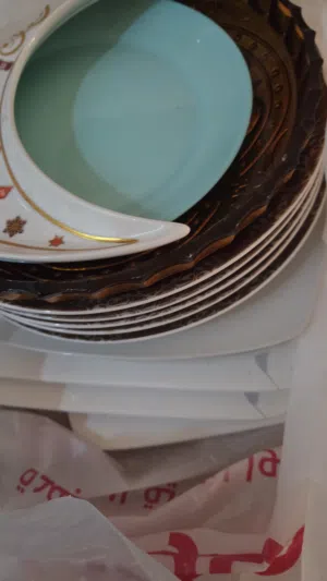 صحون اغراض مطبخ جديد مافي شي