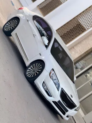 Used Kia Cadenza in Tripoli