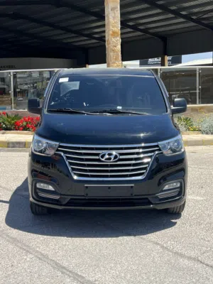 Used Hyundai H1 in Zarqa