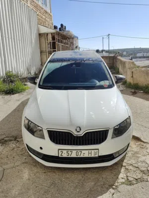 skoda-octavia-2016-lauren-clement