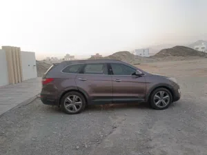 Used Hyundai Santa Fe in Muscat